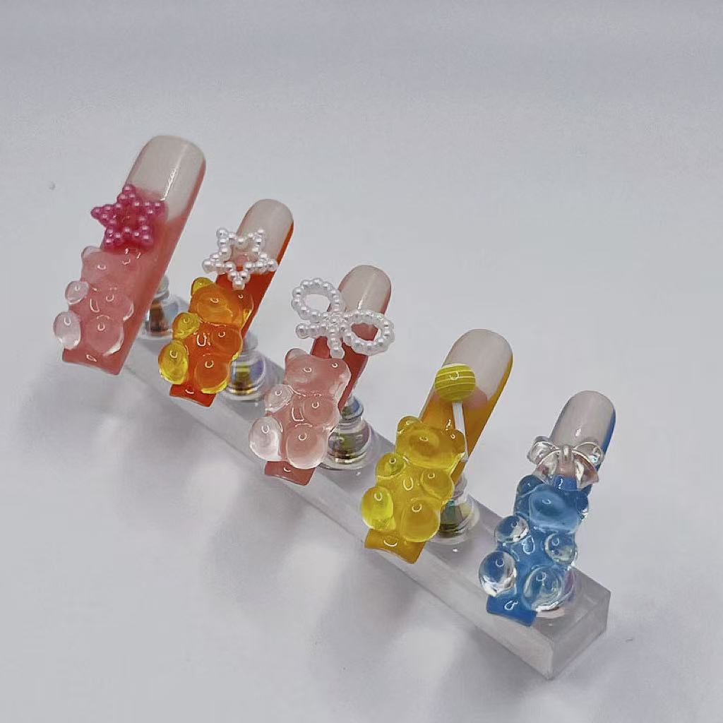 Candy color three-dimensional bear nail patch manicure patch fake nails 10 Pieces